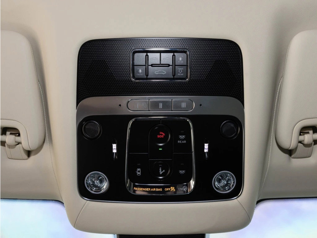 Certified 2022 Bentley Flying Spur W12 image 50