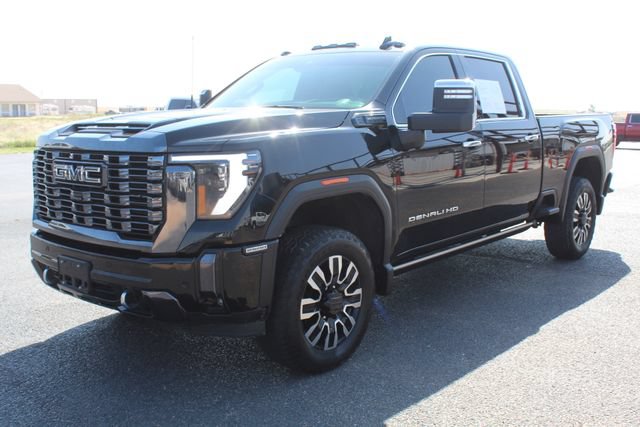 Used 2024 GMC Sierra 2500 Denali Ultimate w/ Max Trailering Package AWD/4WD image 10