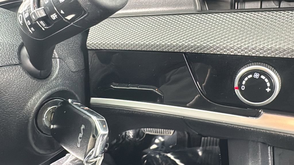 Used 2023 Kia Sportage LX image 23