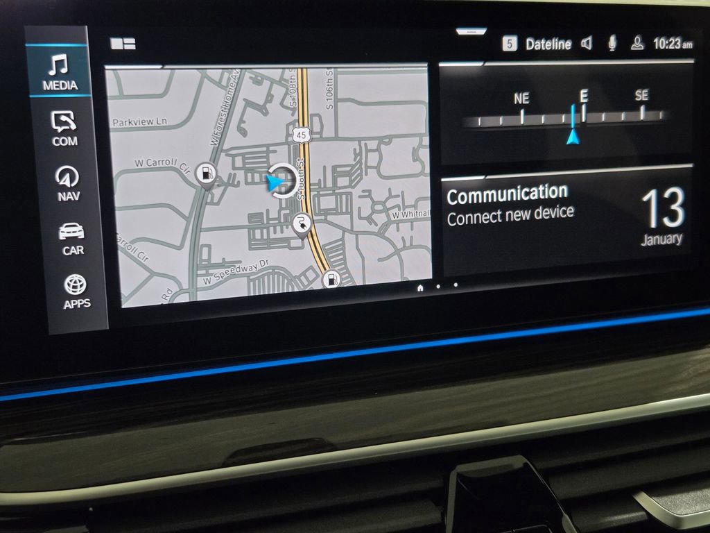 Used 2023 BMW 530e xDrive w/ Premium Package image 3