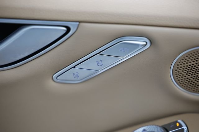 Used 2025 Genesis G80 2.5T image 16