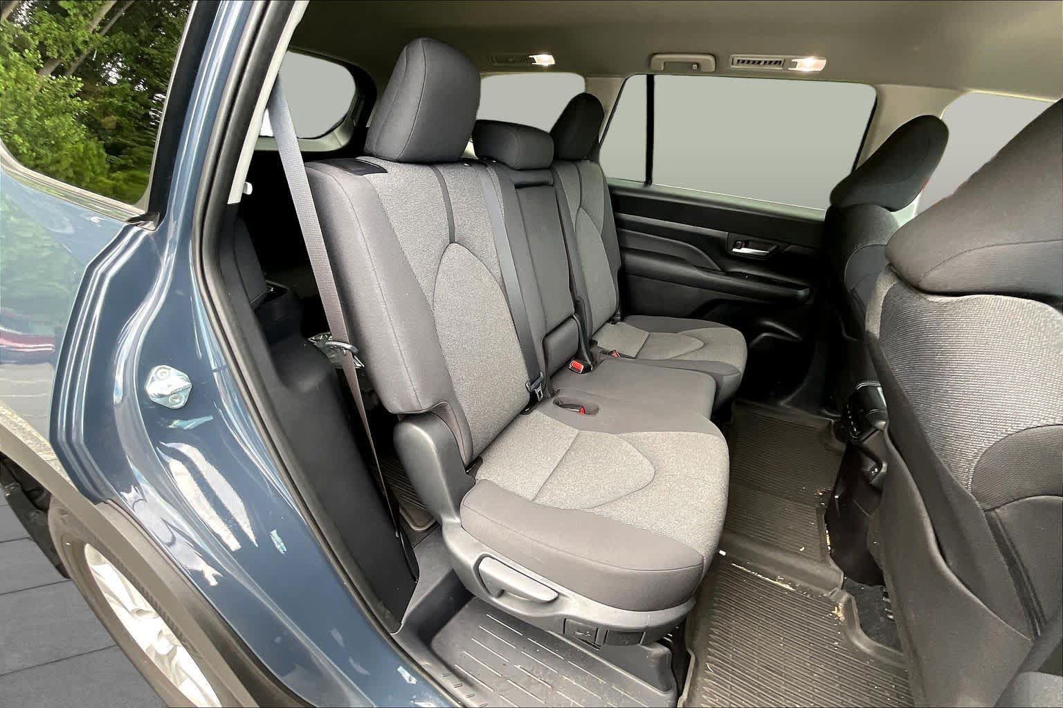 Used 2025 Toyota Grand Highlander AWD Hybrid image 18