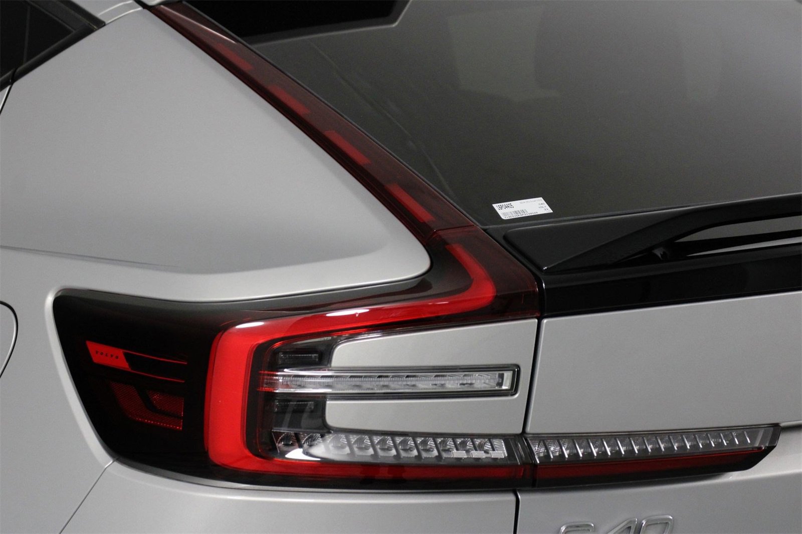 Certified 2023 Volvo C40 Recharge Core w/ Climate Package image 18