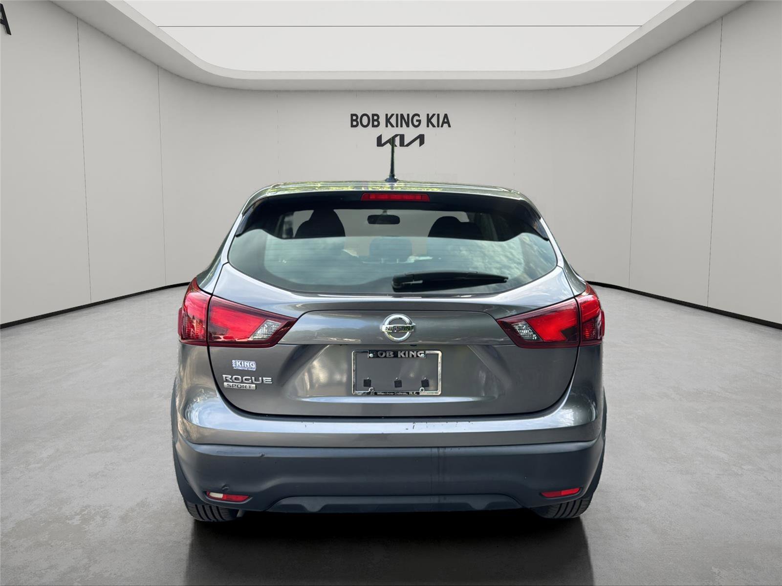 Used 2019 Nissan Rogue Sport S image 4