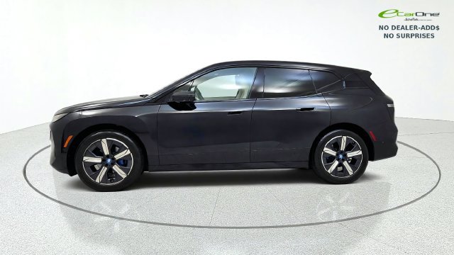 Used 2024 BMW iX xDrive50 w/ Premium Package AWD/4WD image 5