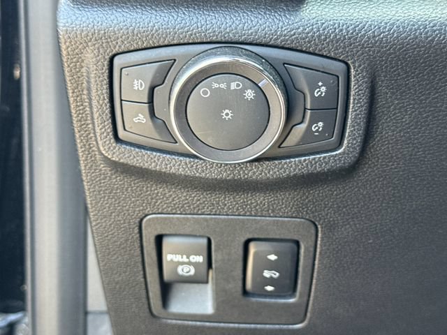 Used 2018 Ford F150 XLT w/ Equipment Group 302A Luxury AWD/4WD image 29