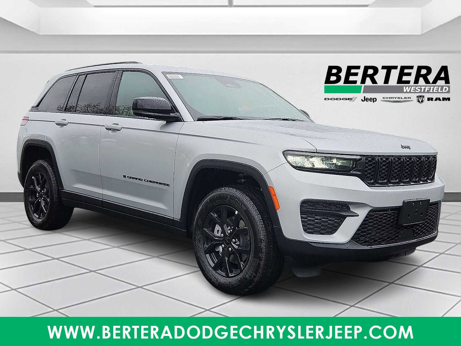 New 2025 Jeep Grand Cherokee 4WD