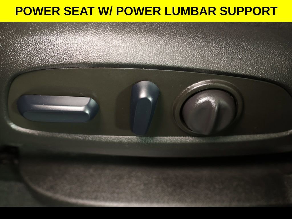 Used 2024 Chevrolet Equinox LS w/ LS Convenience Package image 3