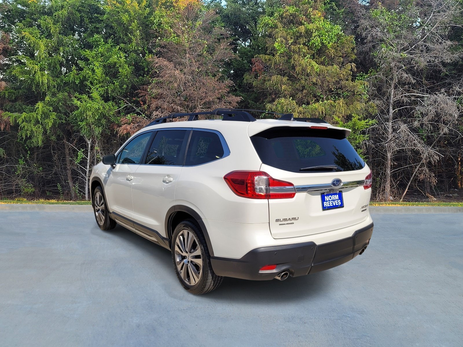 Used 2022 Subaru Ascent Limited w/ Technology Package AWD/4WD image 21
