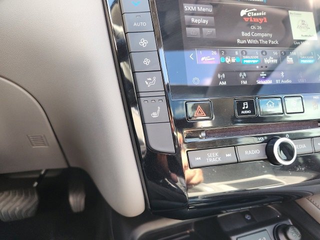 Used 2025 INFINITI QX50 Luxe image 32