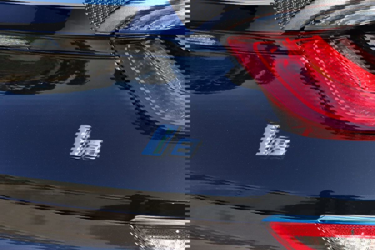 Used 2019 BMW i8 Roadster image 75