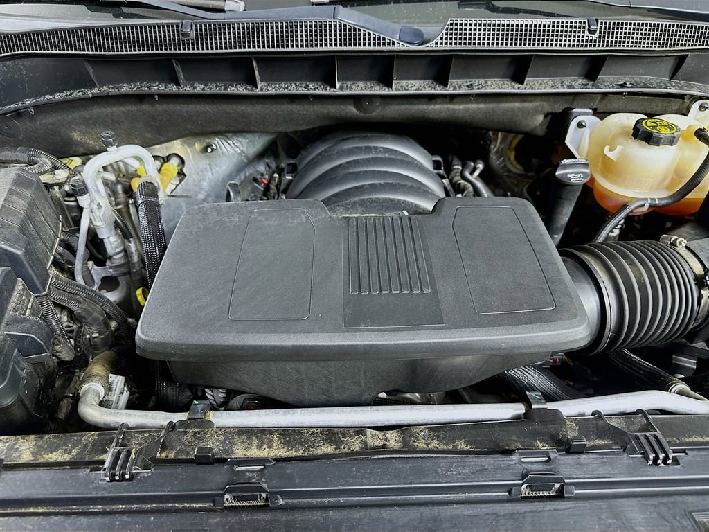 Used 2021 Chevrolet Suburban LT w/ Rear Media and Nav Package RWD image 9