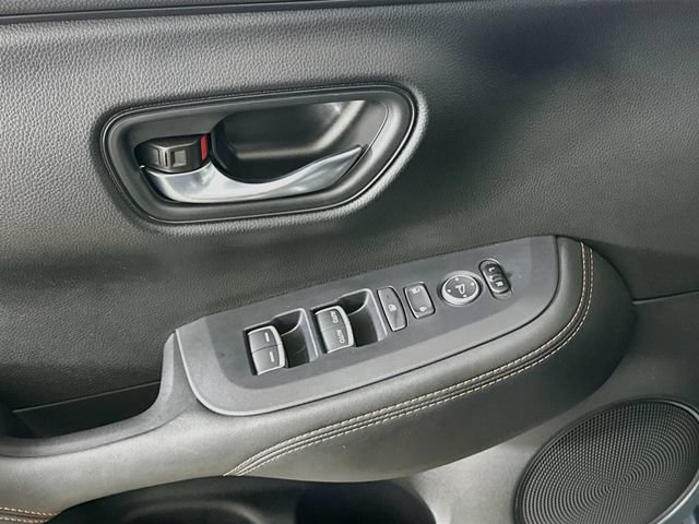 Certified 2025 Honda HR-V Sport image 20