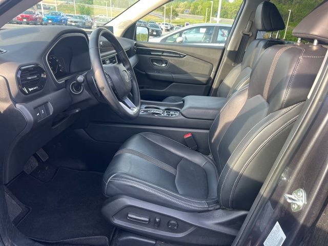 Used 2024 Honda Pilot Touring image 9