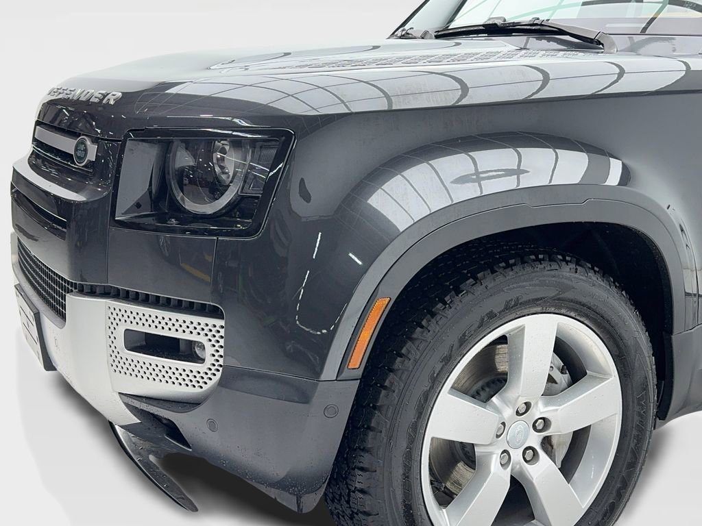 Used 2023 Land Rover Defender 130 First Edition AWD/4WD image 6