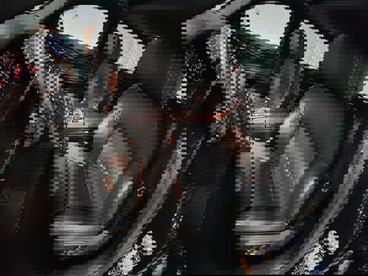 Used 2013 BMW 750Li xDrive image 24