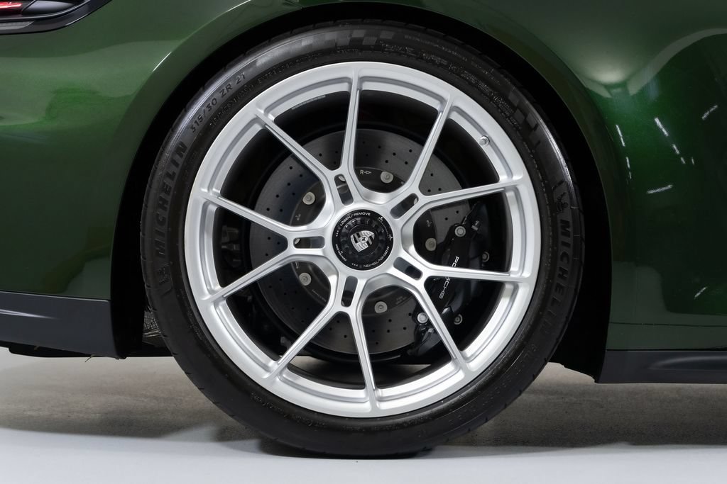 Used 2026 Porsche 911 GT3 RWD image 18