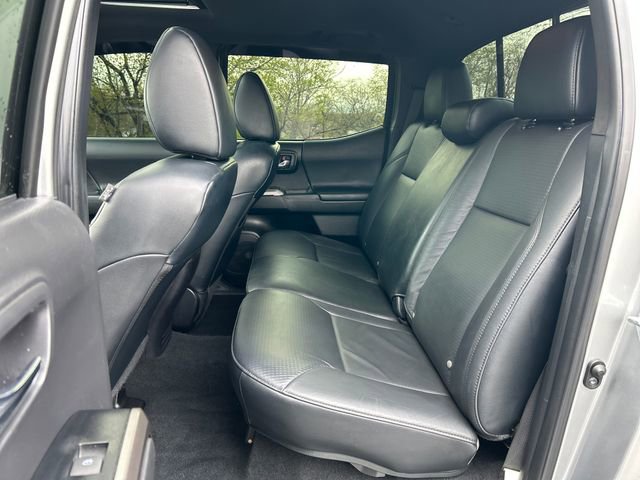 Certified 2023 Toyota Tacoma Limited AWD/4WD image 25