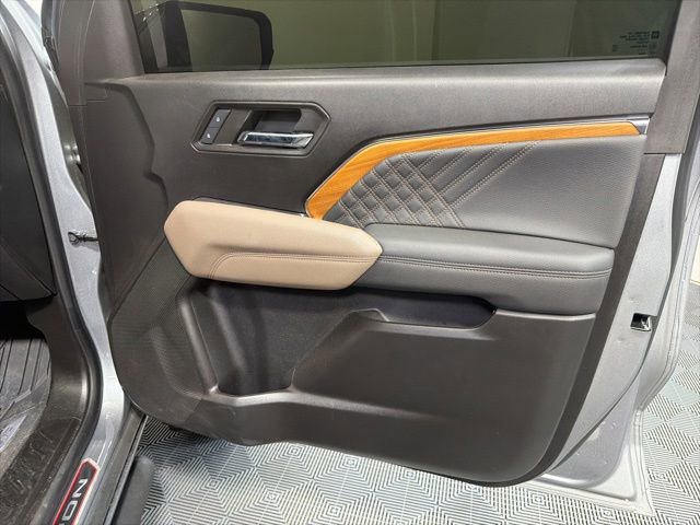 Used 2024 GMC Canyon Denali AWD/4WD image 30