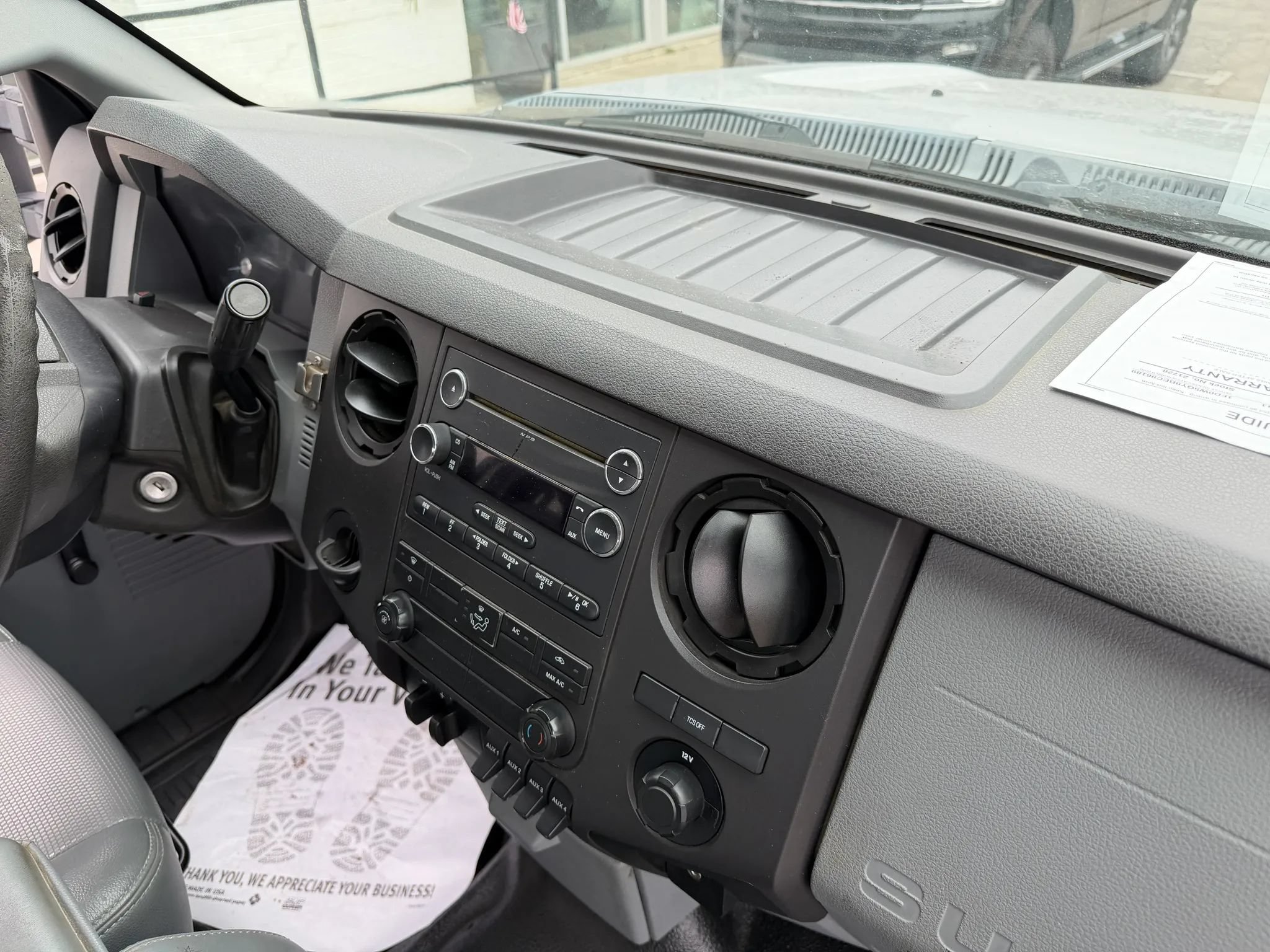Used 2011 Ford F550 2WD Crew Cab Super Duty image 16
