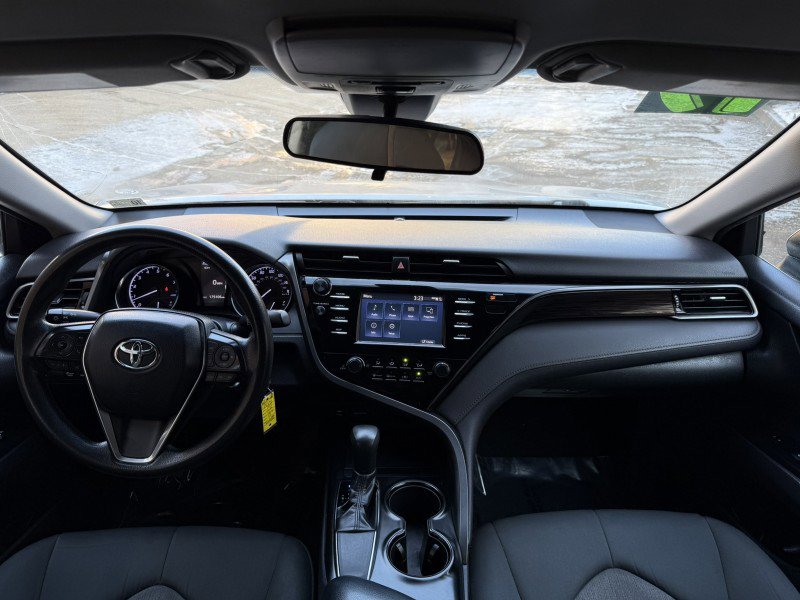 Used 2019 Toyota Camry LE image 19
