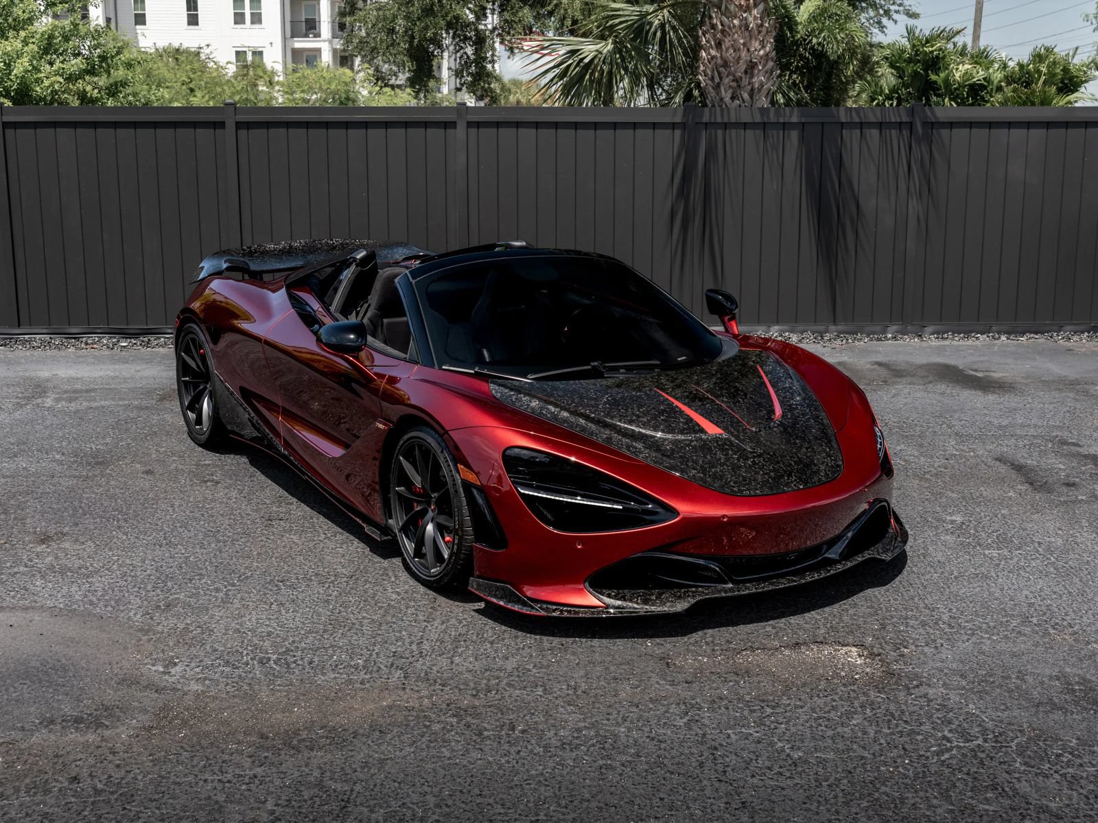 Used 2020 McLaren 720S Spider RWD image 25