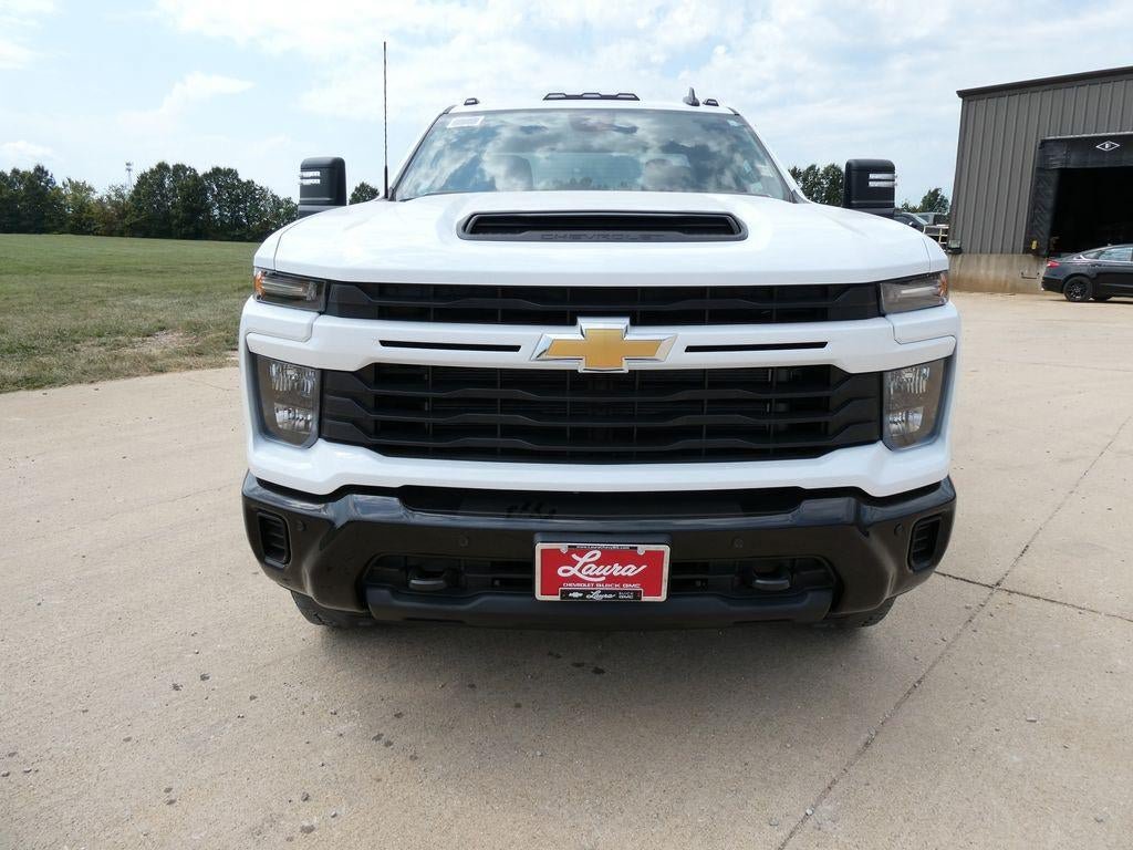 New 2026 Chevrolet Silverado 2500 Custom w/ Custom Value Package AWD/4WD image 8