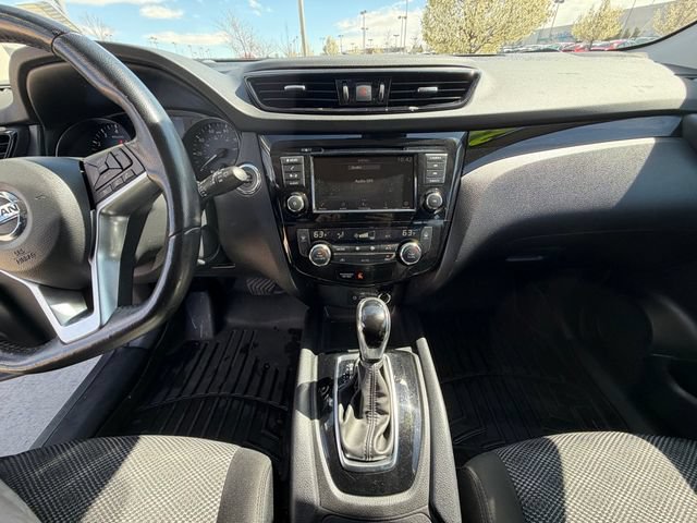 Used 2022 Nissan Rogue Sport SV AWD/4WD image 22