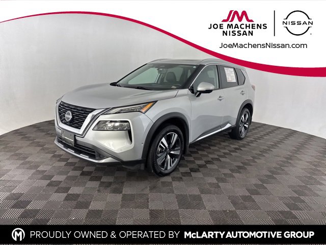 Used 2023 Nissan Rogue SL w/ SL Premium Package image 3