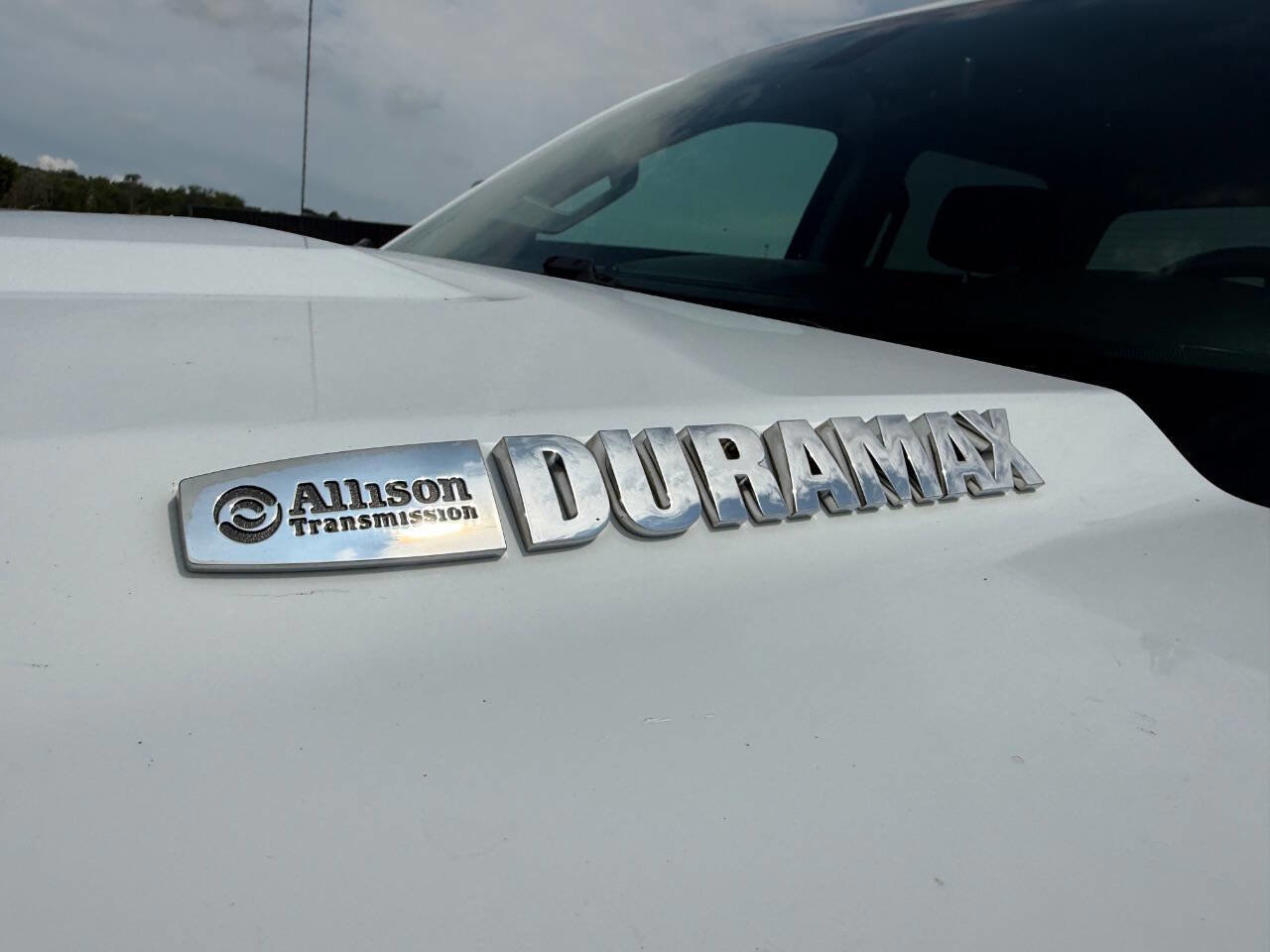 Used 2019 GMC Sierra 3500 SLT w/ Duramax Plus Package AWD/4WD image 12