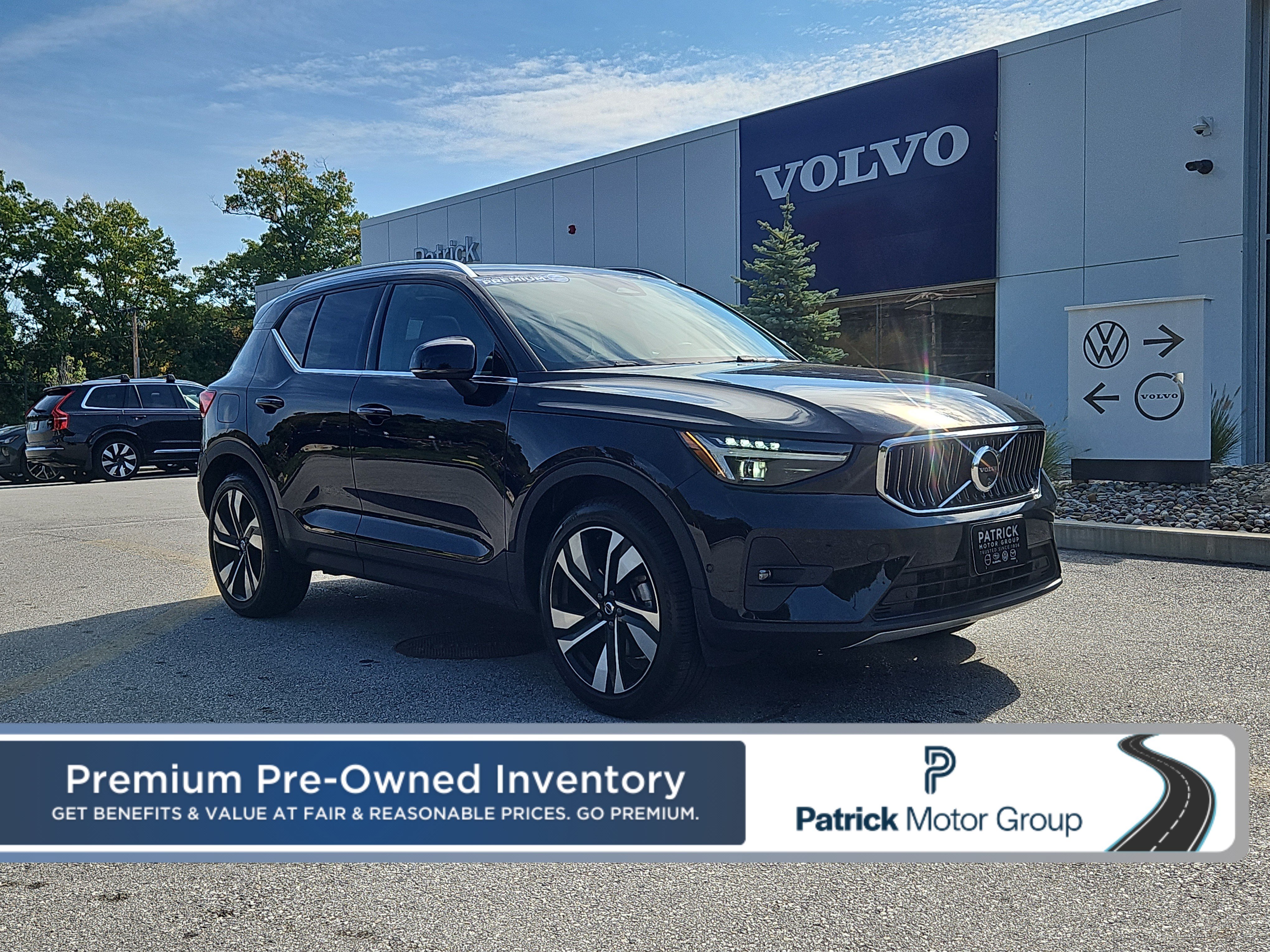 Used 2025 Volvo XC40 B5 Plus w/ Protection Package Premier AWD/4WD 360° Tour