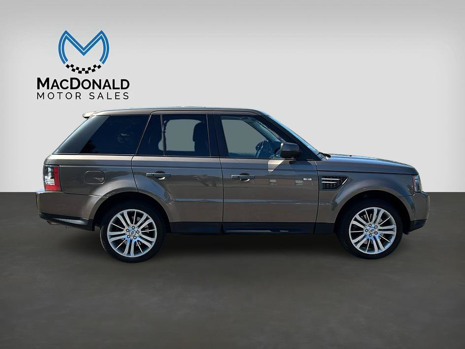 Used 2011 Land Rover Range Rover Sport HSE LUX AWD/4WD image 8