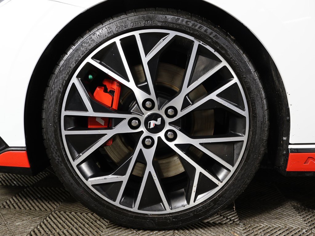 Used 2023 Hyundai Elantra N image 19