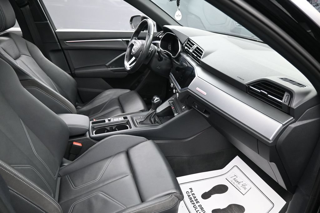 Used 2022 Audi Q3 2.0T Premium Plus AWD/4WD image 17