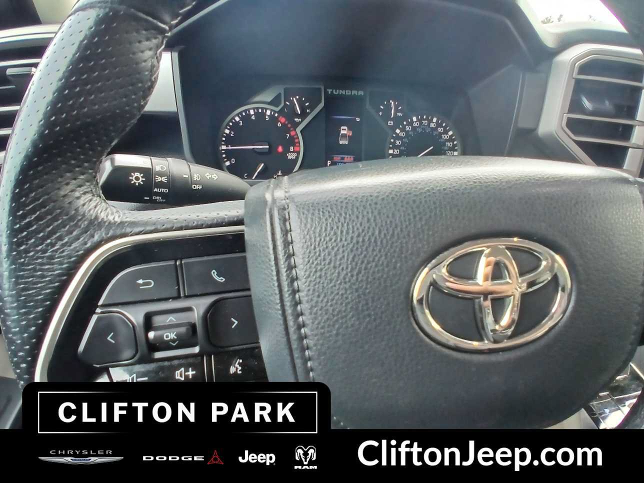 Used 2022 Toyota Tundra SR5 w/ SR5 Premium Package AWD/4WD image 22