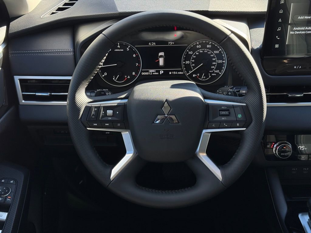 New 2025 Mitsubishi Outlander SE image 19