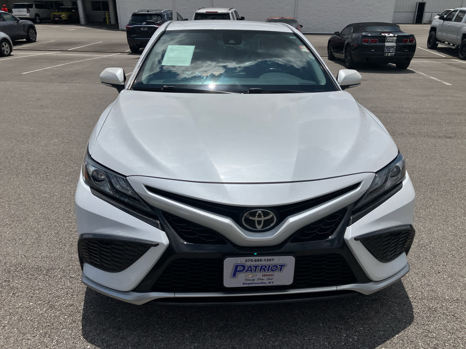 Used 2022 Toyota Camry XSE image 2