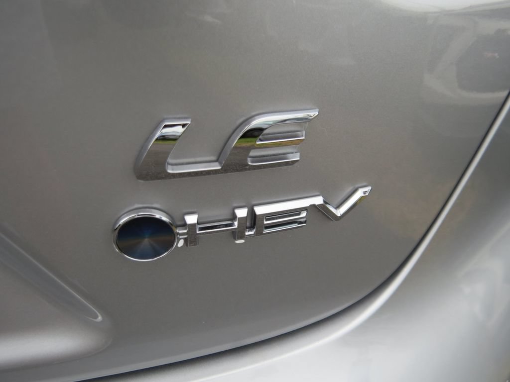 Used 2026 Toyota Corolla LE FWD image 14