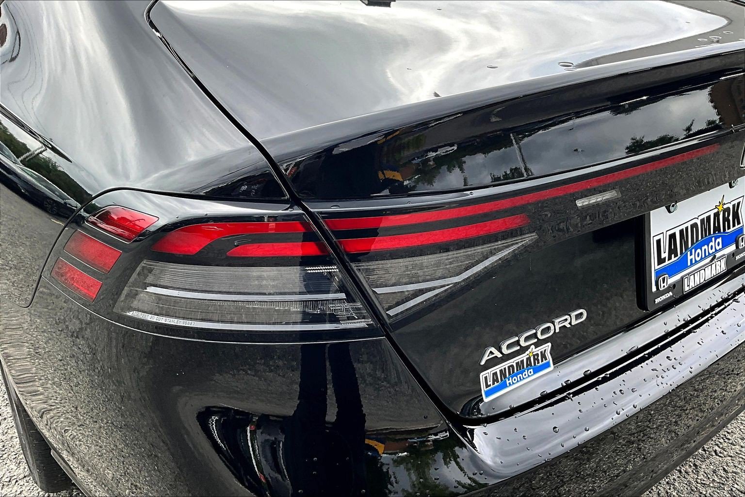Certified 2025 Honda Accord EX-L image 32