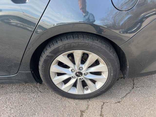Used 2016 Kia Optima EX image 5