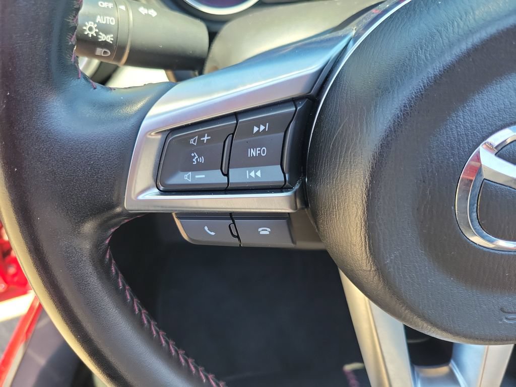 Used 2017 MAZDA MX-5 Miata Grand Touring RWD image 19