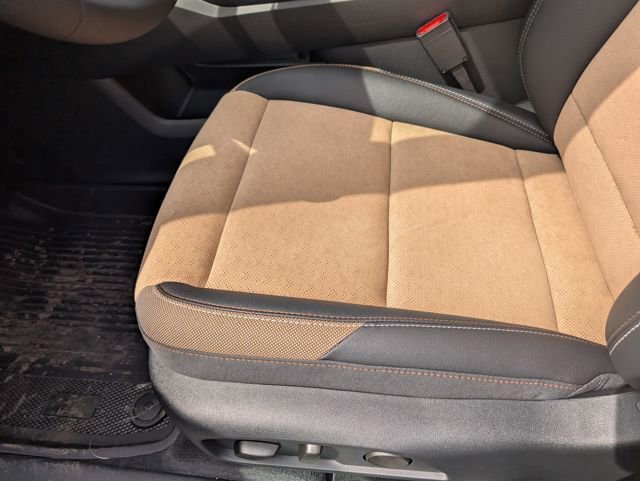 New 2026 Chevrolet Equinox ACTIV w/ Convenience Package III FWD image 23