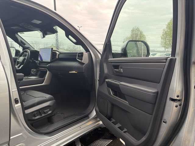 New 2026 Toyota Sequoia Platinum AWD/4WD image 29