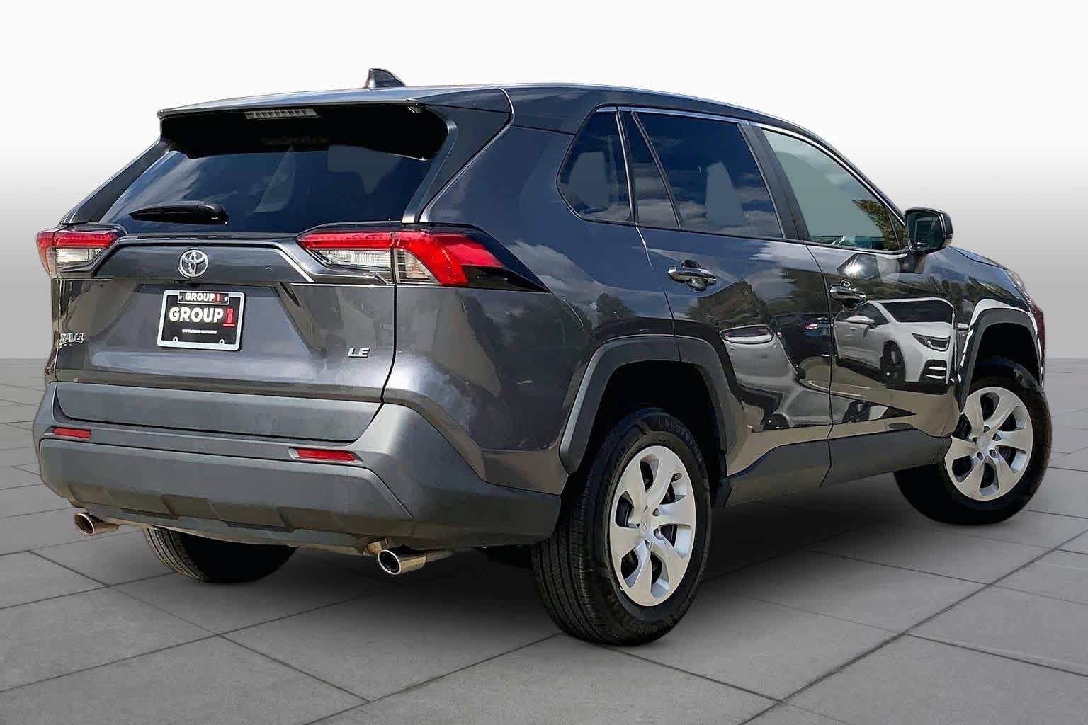 Used 2024 Toyota RAV4 LE FWD image 13