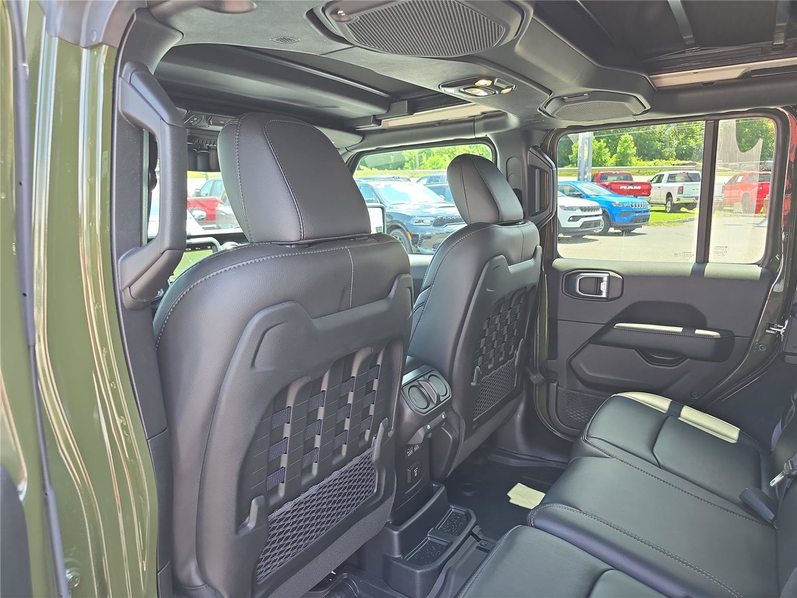 Used 2023 Jeep Wrangler Unlimited Rubicon 392 AWD/4WD image 16