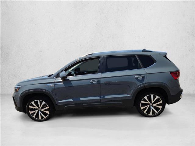 Used 2024 Volkswagen Taos SE FWD image 8