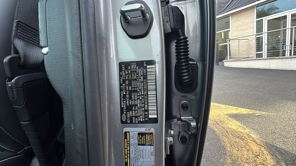 Used 2024 Genesis GV80 3.5T w/ Prestige Package image 40