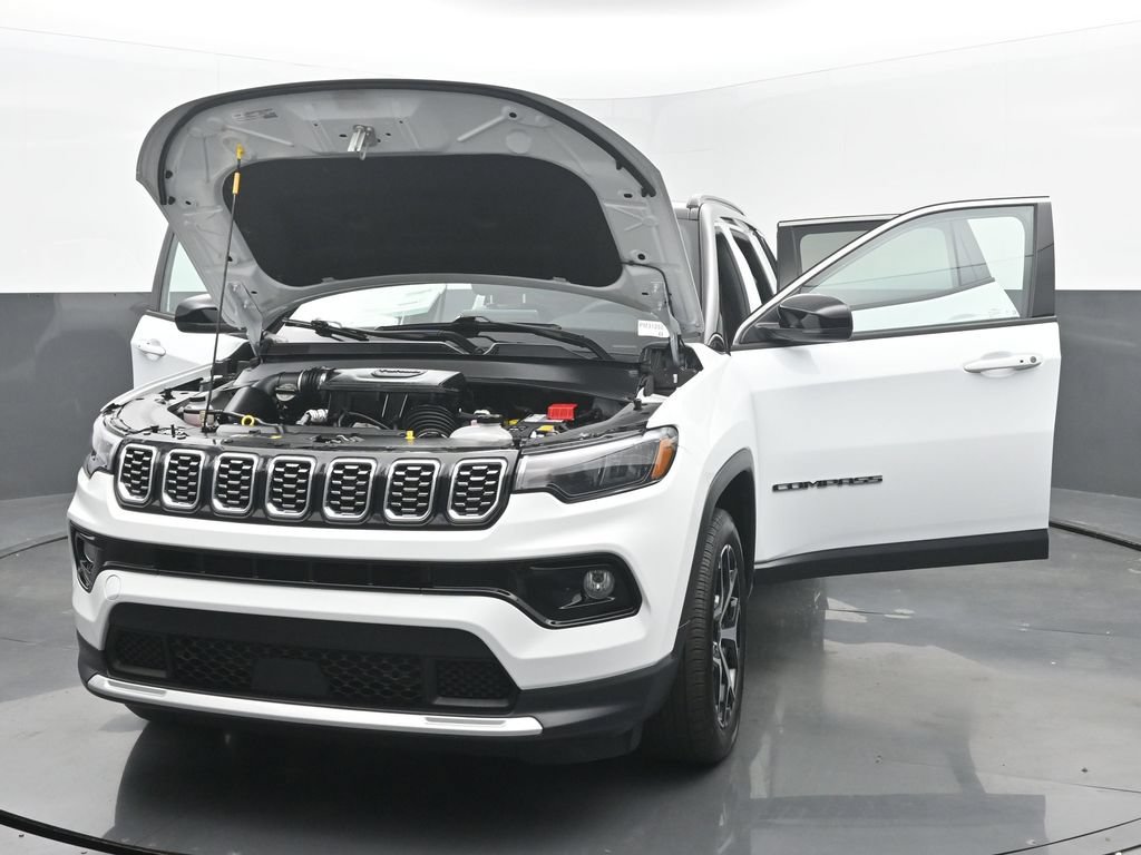 Used 2025 Jeep Compass Limited AWD/4WD image 57