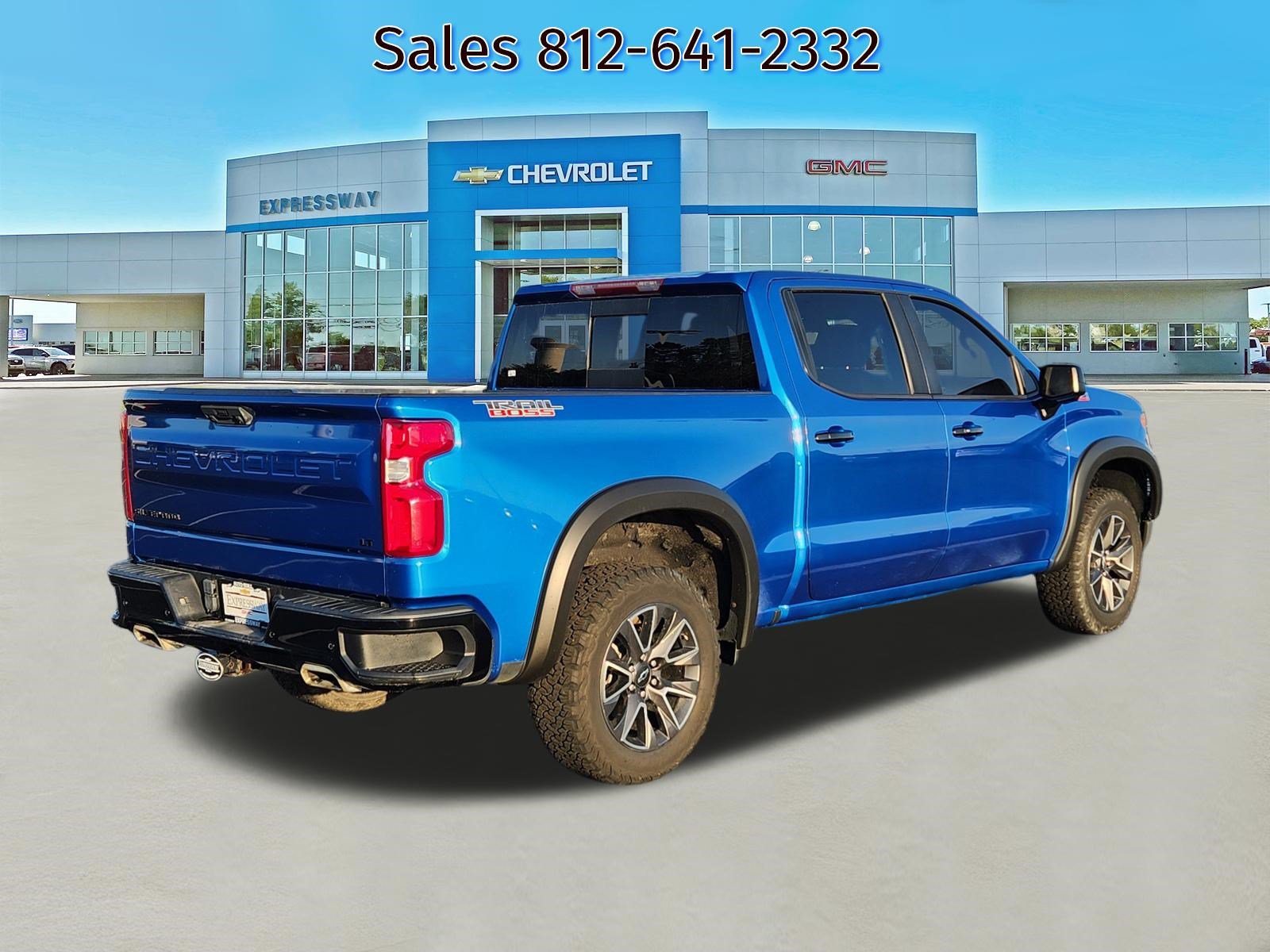 Used 2022 Chevrolet Silverado 1500 LT Trail Boss w/ LT Trail Boss Premium Package AWD/4WD image 6