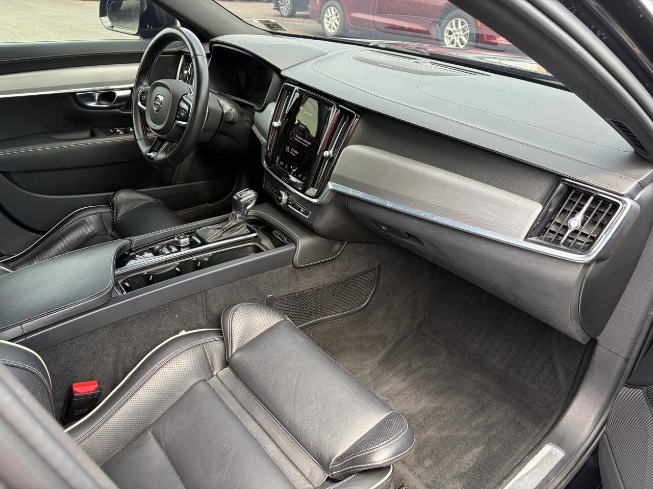 Used 2020 Volvo S90 T6 R-Design w/ Protection Package Premier AWD/4WD image 14